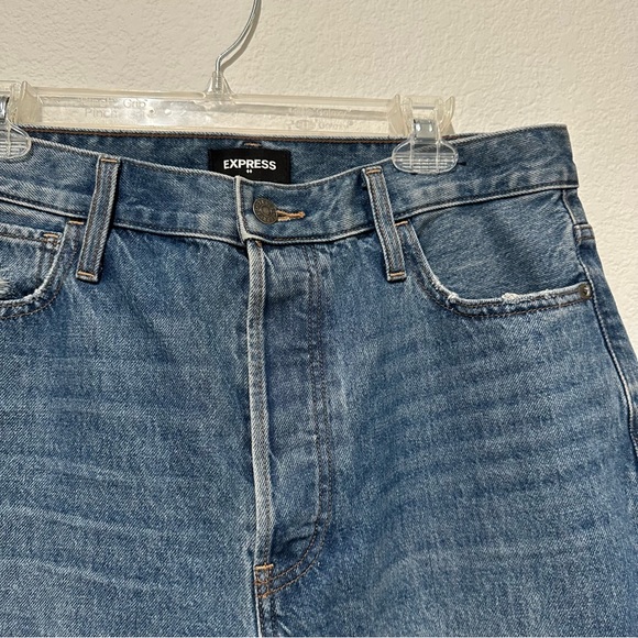 Express High Waisted Original Ripped Cropped Dad Jeans - Picture 9 of 11